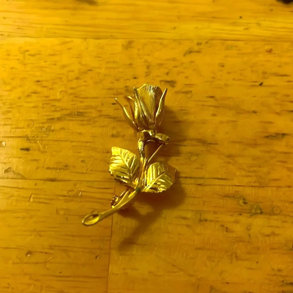 Vintage Gold Rose  Brooch by NEW VIEW